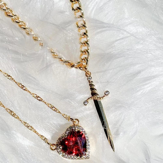 Conjunto 2 Collares Espada & Corazón Para Pareja + 💌 Tarjeta Romántica de Regalo  GRATÍS